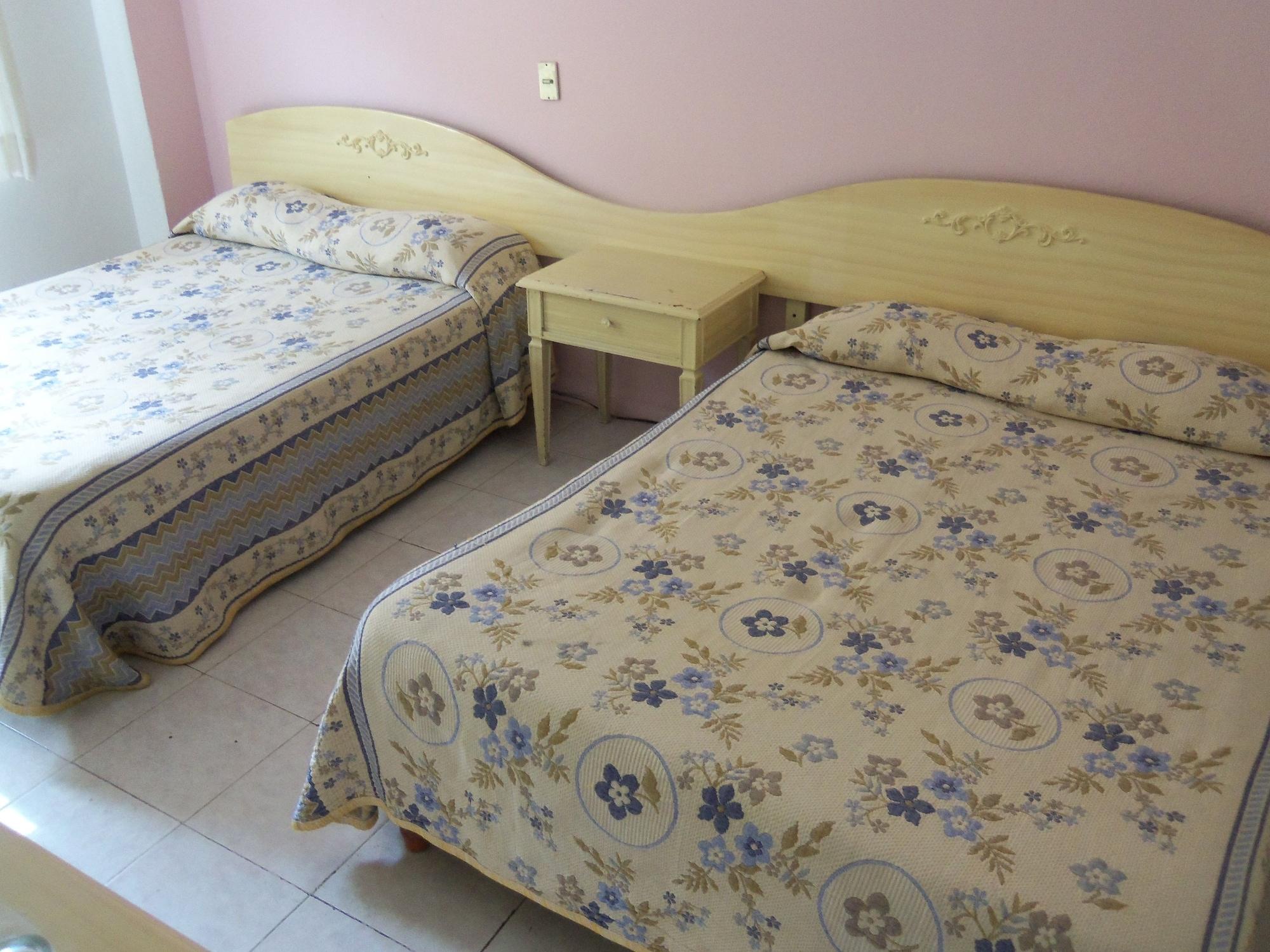 Hotel San Carlos Irapuato Dış mekan fotoğraf