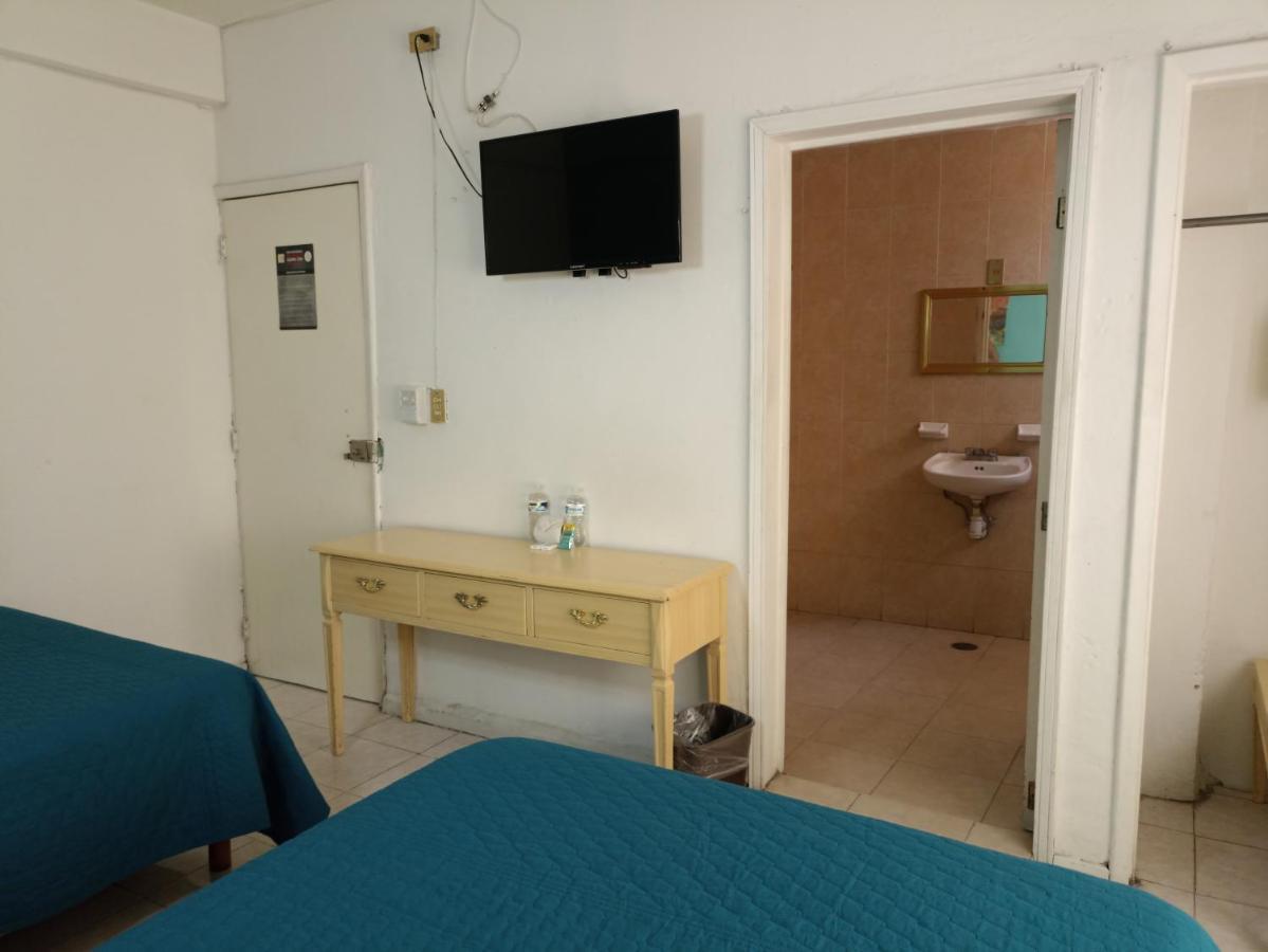 Hotel San Carlos Irapuato Dış mekan fotoğraf
