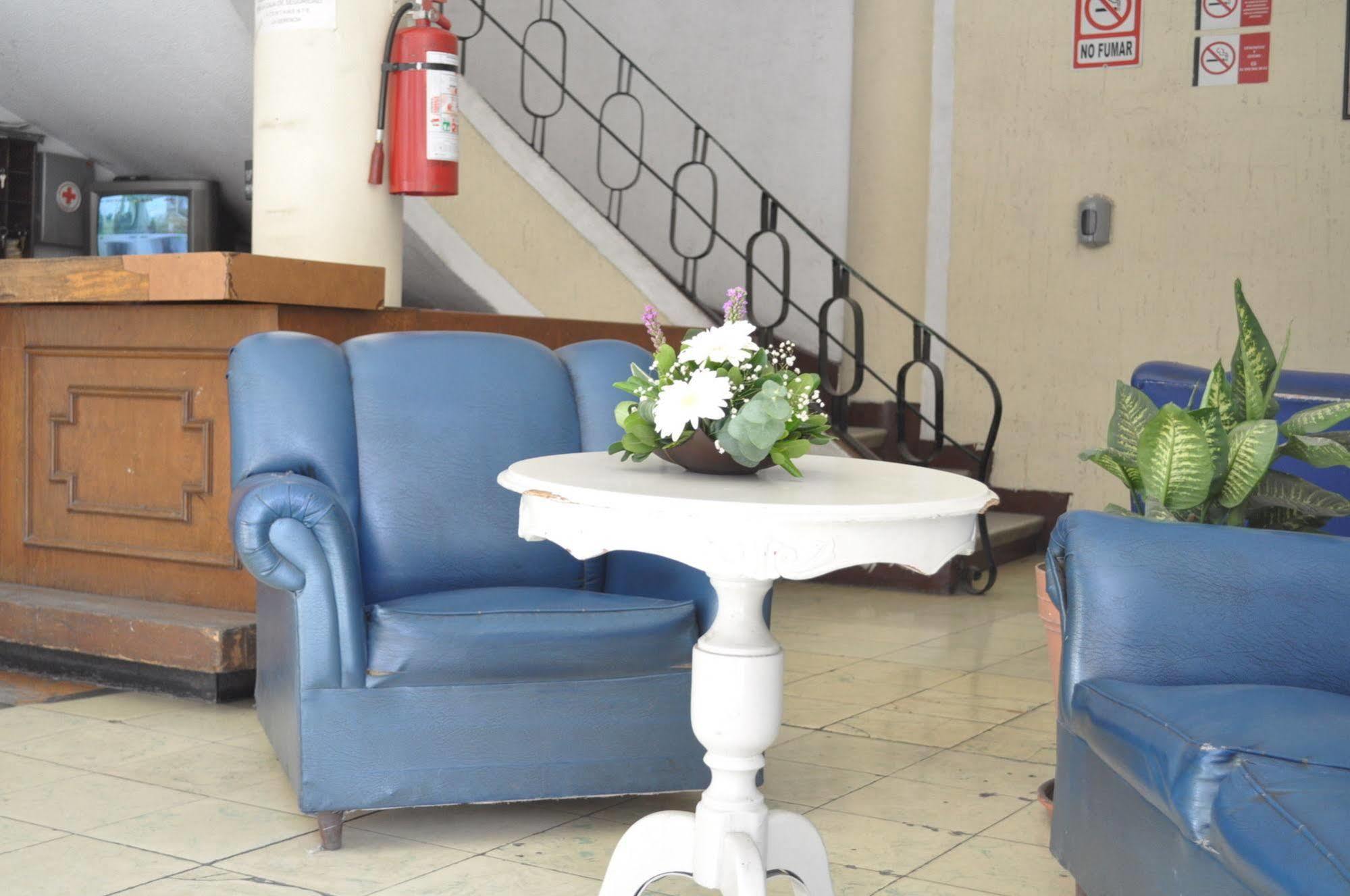 Hotel San Carlos Irapuato Dış mekan fotoğraf